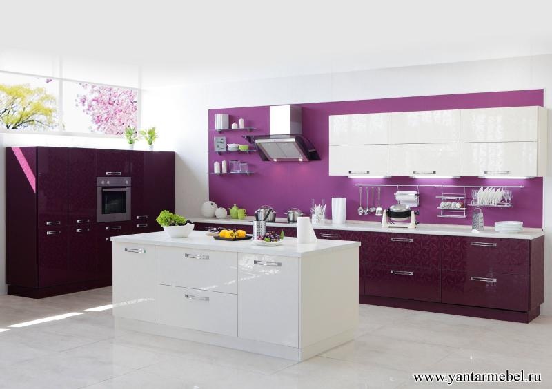 ГЛОСС магнолия цветы / ежевика цветы